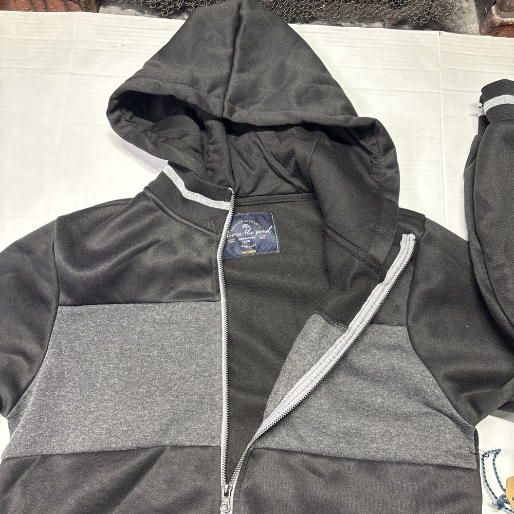 Across the Pond Boys Black Hooded Full Zip Jacket Medium 12/14 ATP-1016F220 NWT - Picture 3 of 9
